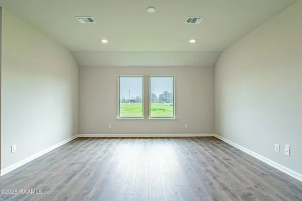 $2,000 | 521 Schooner Bay Drive, Lafayette, LA 70507