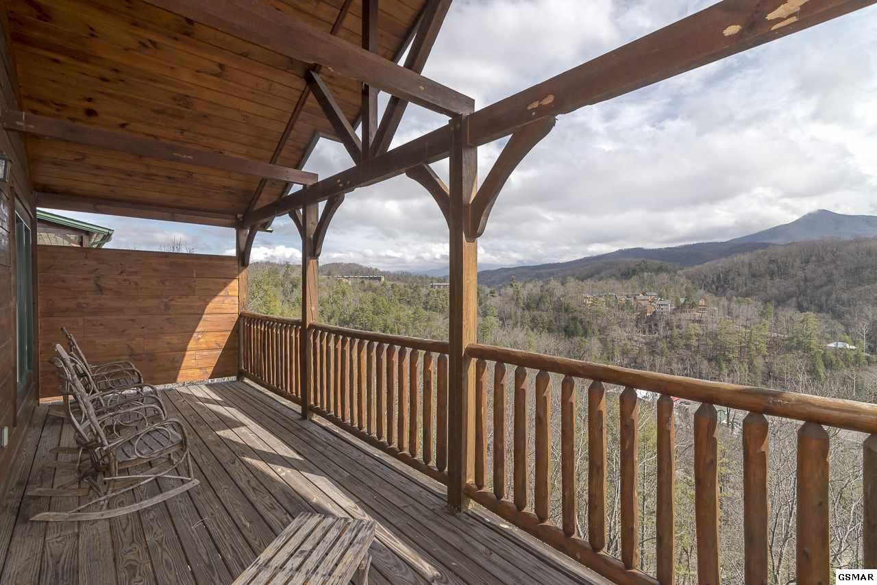 812 Resort Way, Unit ROCKYTOP Gatlinburg, TN 37738 - Photo 17 of 29 Gallery Image 17
