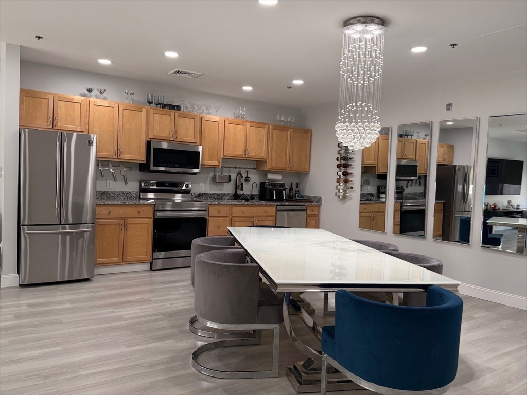 531 Main Street, Unit 201M Worcester, MA 01608 - Photo 3 of 16