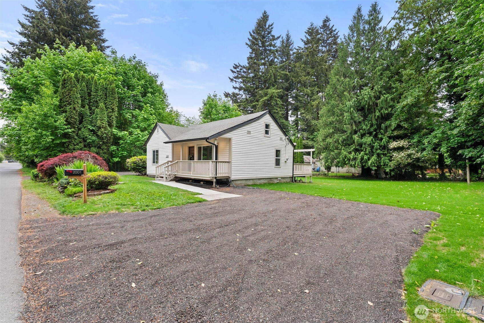 2001 Karen Frazier Road Southeast Olympia, WA 98501 - Photo 3 of 38