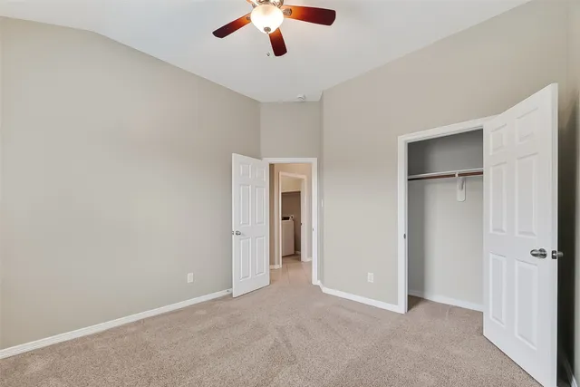 $3,200 | 3226 West Trail Drive, Pearland, TX 77584