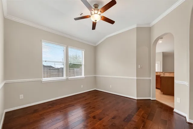 $3,200 | 3226 West Trail Drive, Pearland, TX 77584