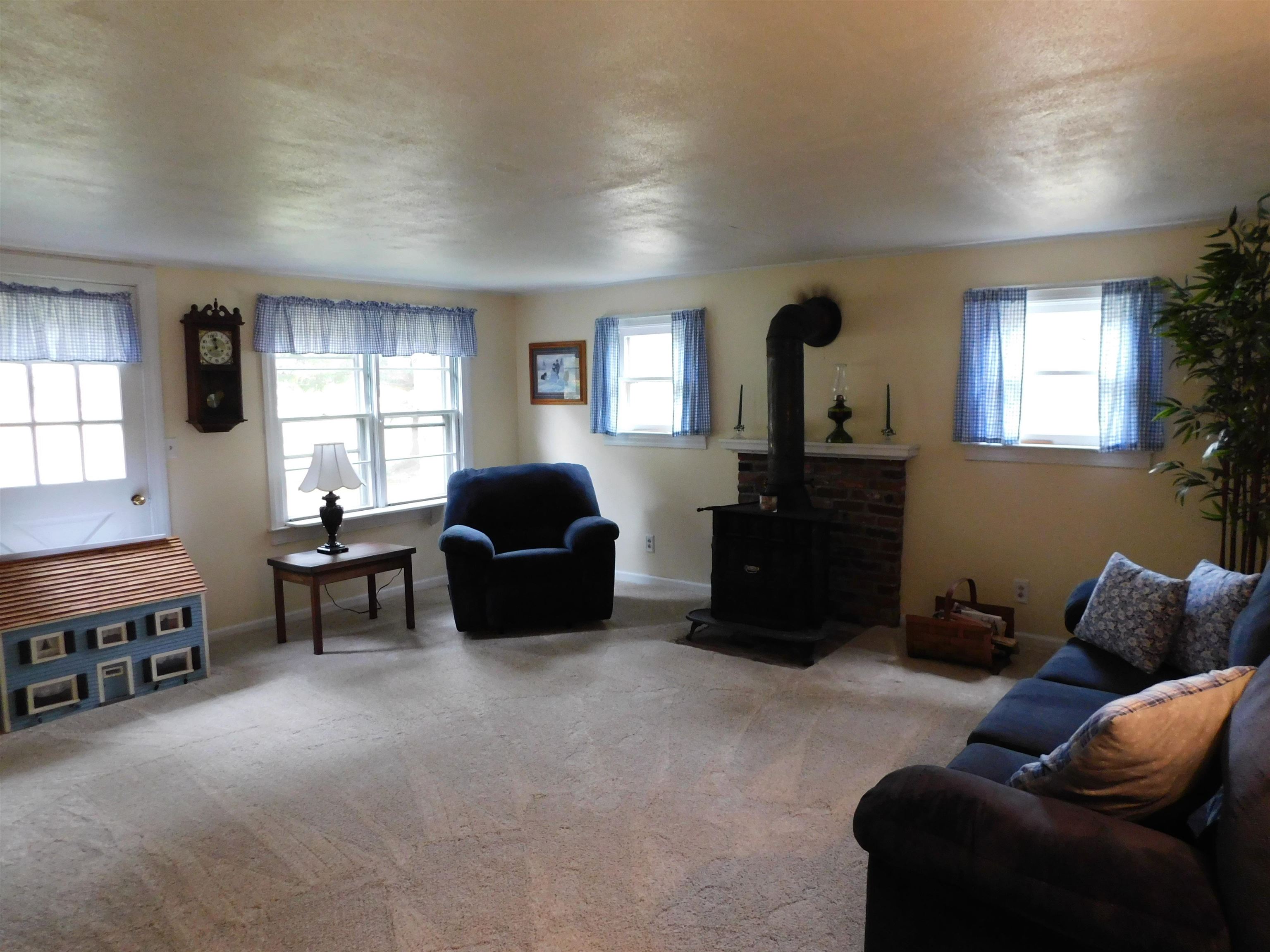 560 South Wardsboro Road Wardsboro, VT 05355 - Photo 18 of 28 Gallery Image 18