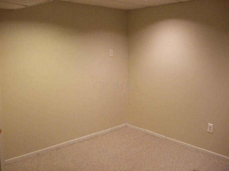 1723 Rushing Way Columbus, OH 43235 - Photo 19 of 21 Gallery Image 19