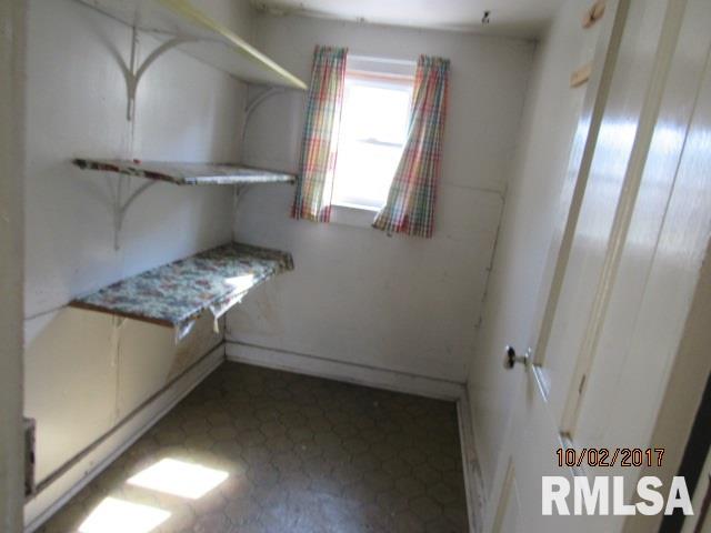 1818 3rd Street Moline, IL 61265 - Photo 7 of 11 Gallery Image 7