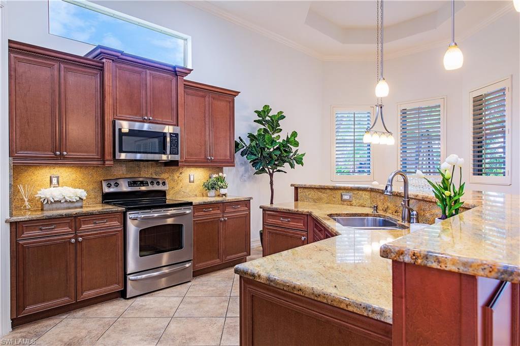 7643 Cottesmore Drive Naples, FL 34113 - Photo 3 of 22