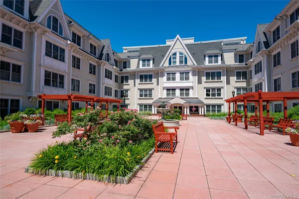 $660,000 | 225 Stanley Avenue, Unit 109, Mamaroneck, NY 10543