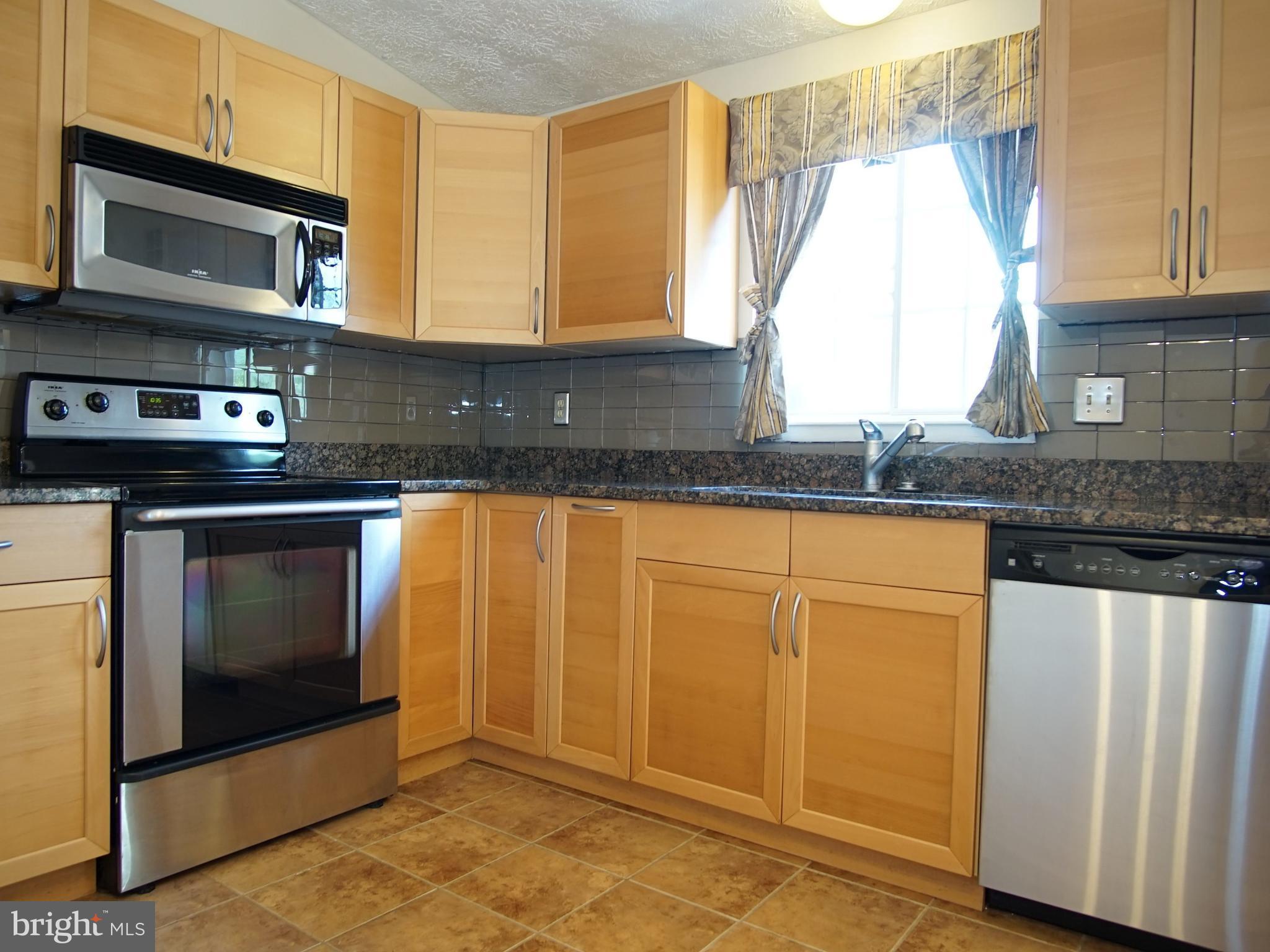 8413 Horatio Road Randallstown, MD 21133 - Photo 7 of 29 Kitchen
