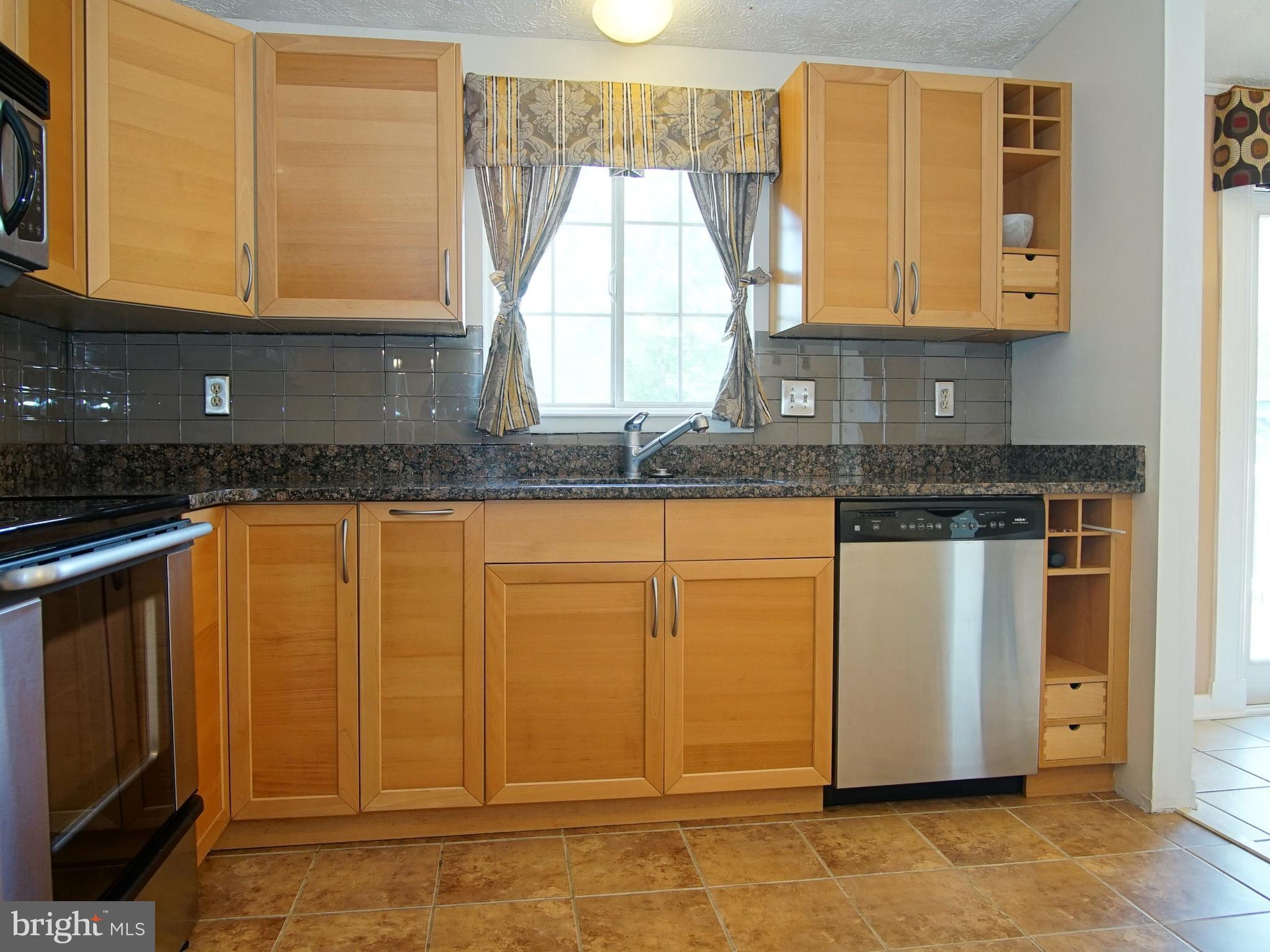 8413 Horatio Road Randallstown, MD 21133 - Photo 8 of 29 Kitchen