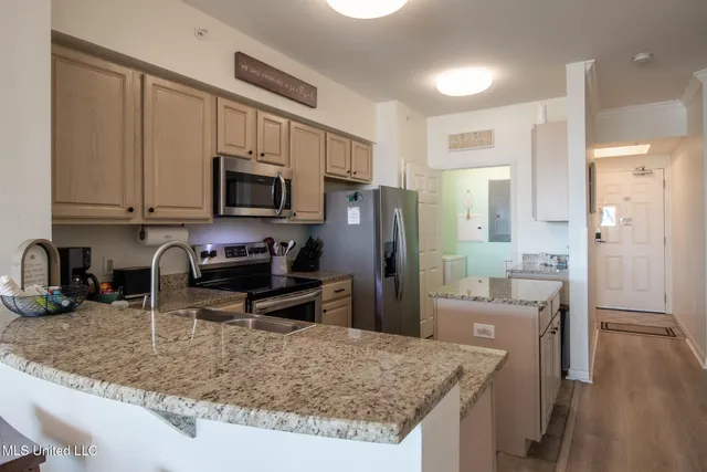 $380,000 | 2230 Beach Drive, Unit 307, Gulfport, MS 39507