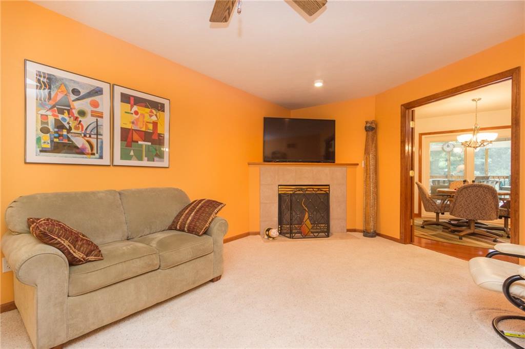 203 Woodcroft Road Baden, PA 15005 - Photo 8 of 23