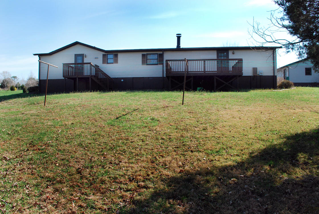 1331 Shoulder Run Road Moneta, VA 24121 - Photo 39 of 39 DSC_0163