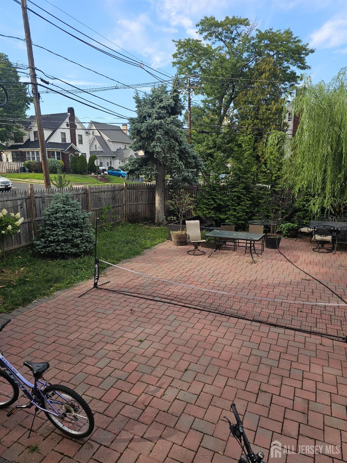 241 Hillside Road Elizabeth, NJ 07208 - Photo 33 of 33 a view of a backyard