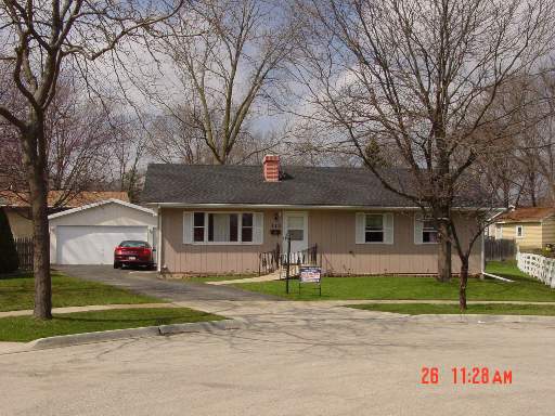 113 Grow Streamwood, IL 60107 - Photo 1 of 1