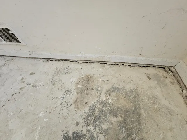 a view of a window in a room