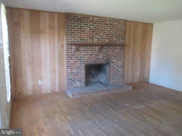 3420 Stonesboro Road Fort Washington, MD 20744 - Photo 12 of 31 Fireplace in Recreation Room