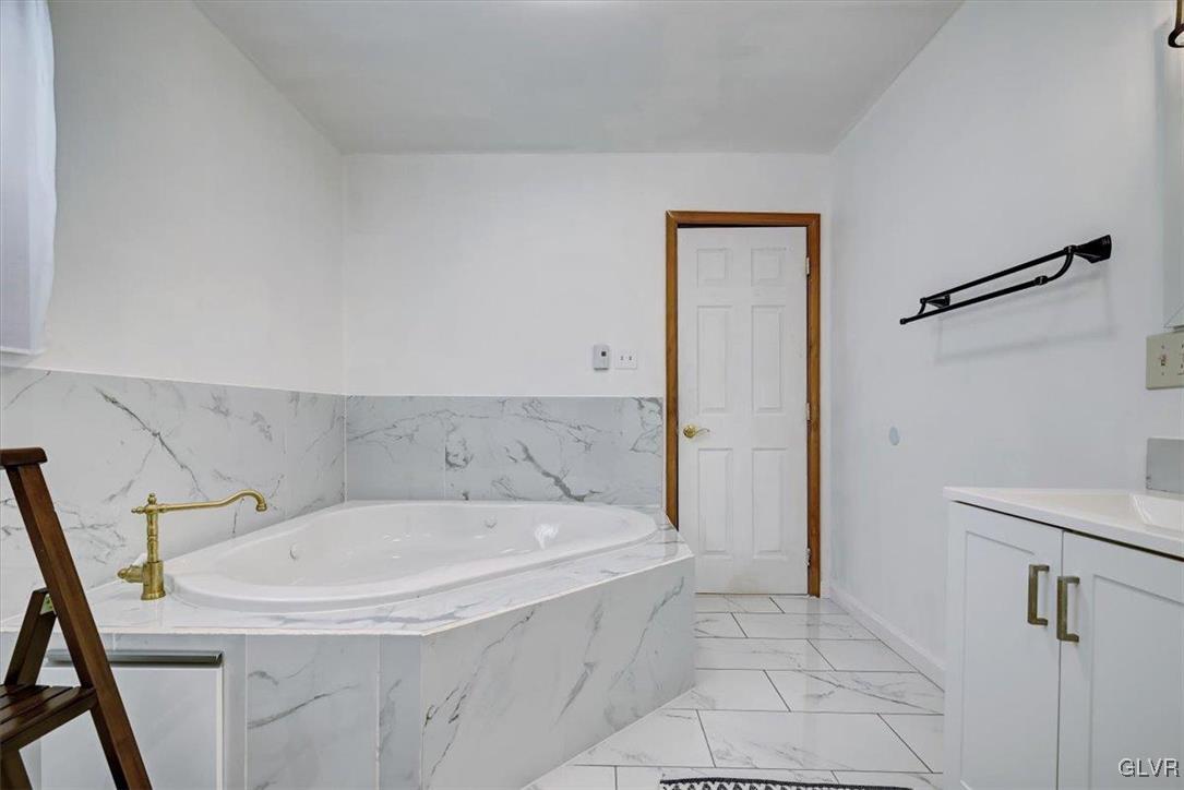 6129 Cumberland Road Tobyhanna, PA 18466 - Photo 36 of 47 Gallery Image 36