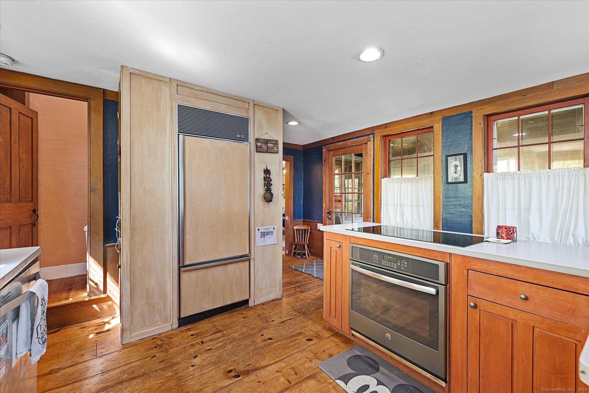101 Child Hill Road Woodstock, CT 06281 - Photo 16 of 39 a kitchen with stainless steel appliances granite countertop a refrigerator and a sink