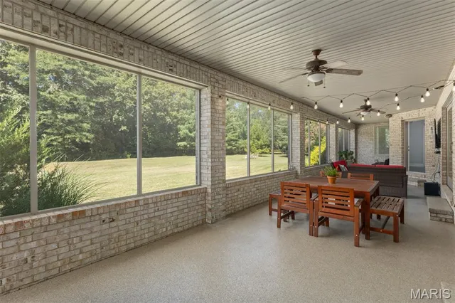 $610,000 | 101 Deer Hollow Lane, Litchfield, IL 62056