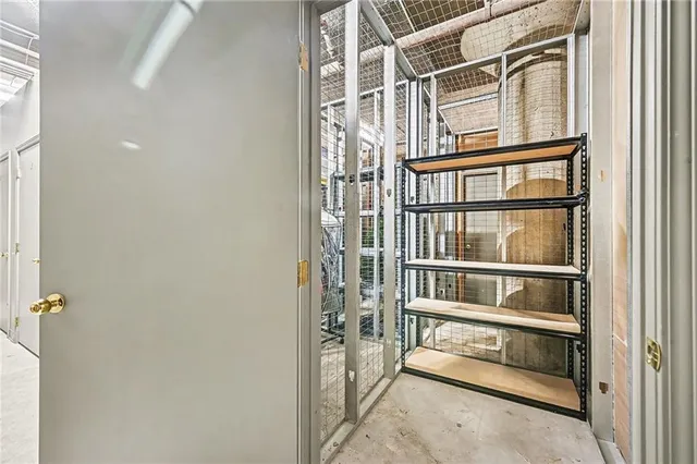 $274,900 | 2029 Wyandotte Street, Unit 410, Kansas City, MO 64108