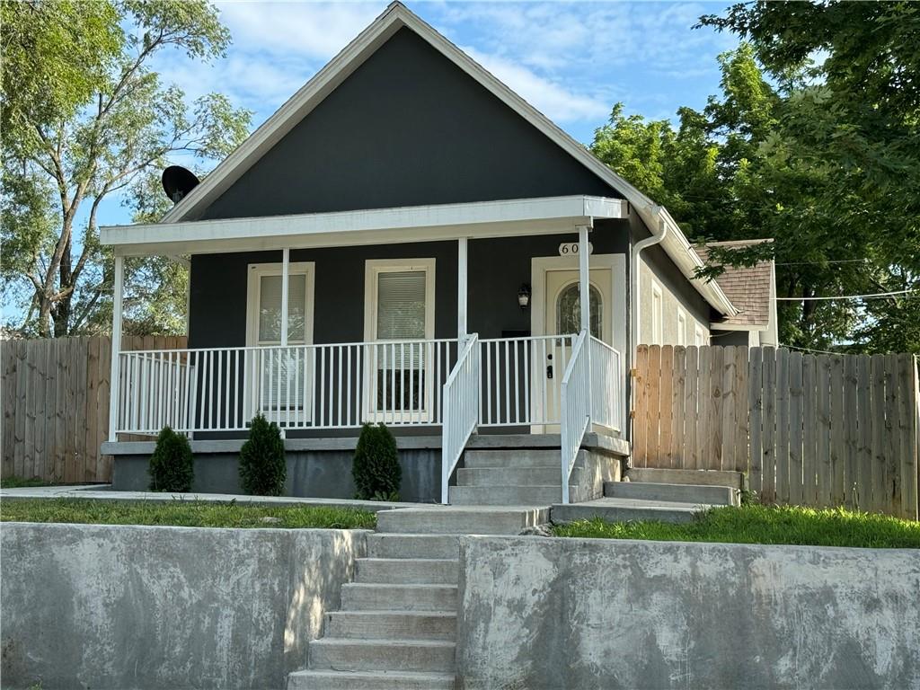 607 West Piankishaw St  