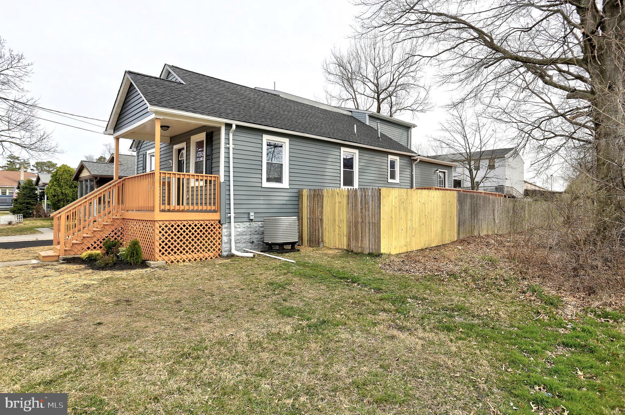 401 Middle River Road Baltimore, MD 21220 - Photo 3 of 32 Side view