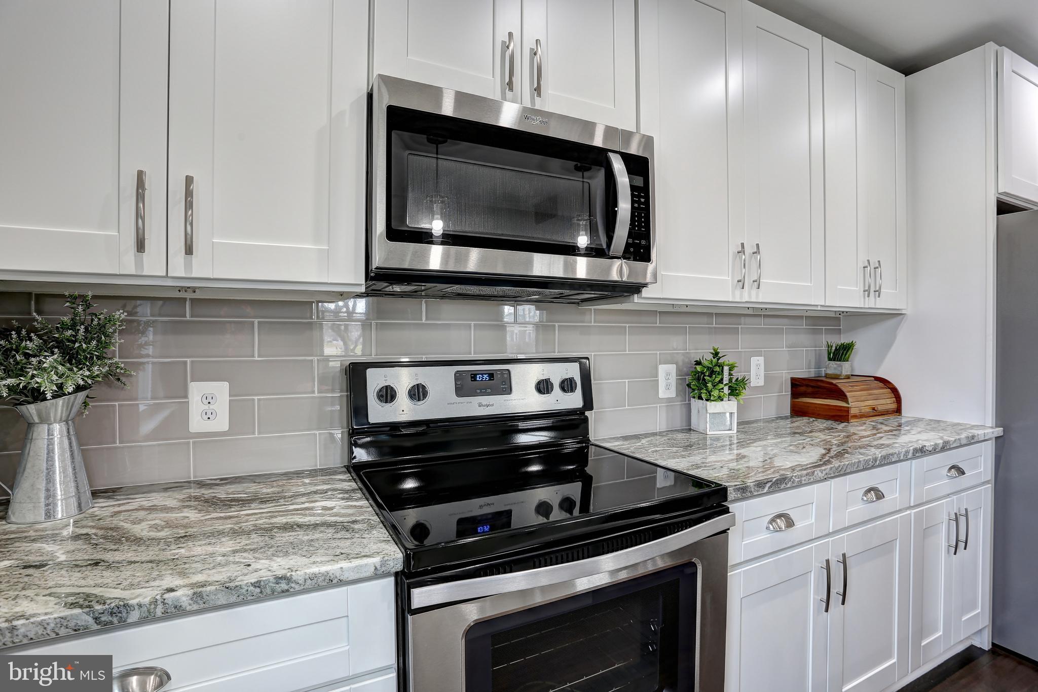 401 Middle River Road Baltimore, MD 21220 - Photo 6 of 32 Kichen