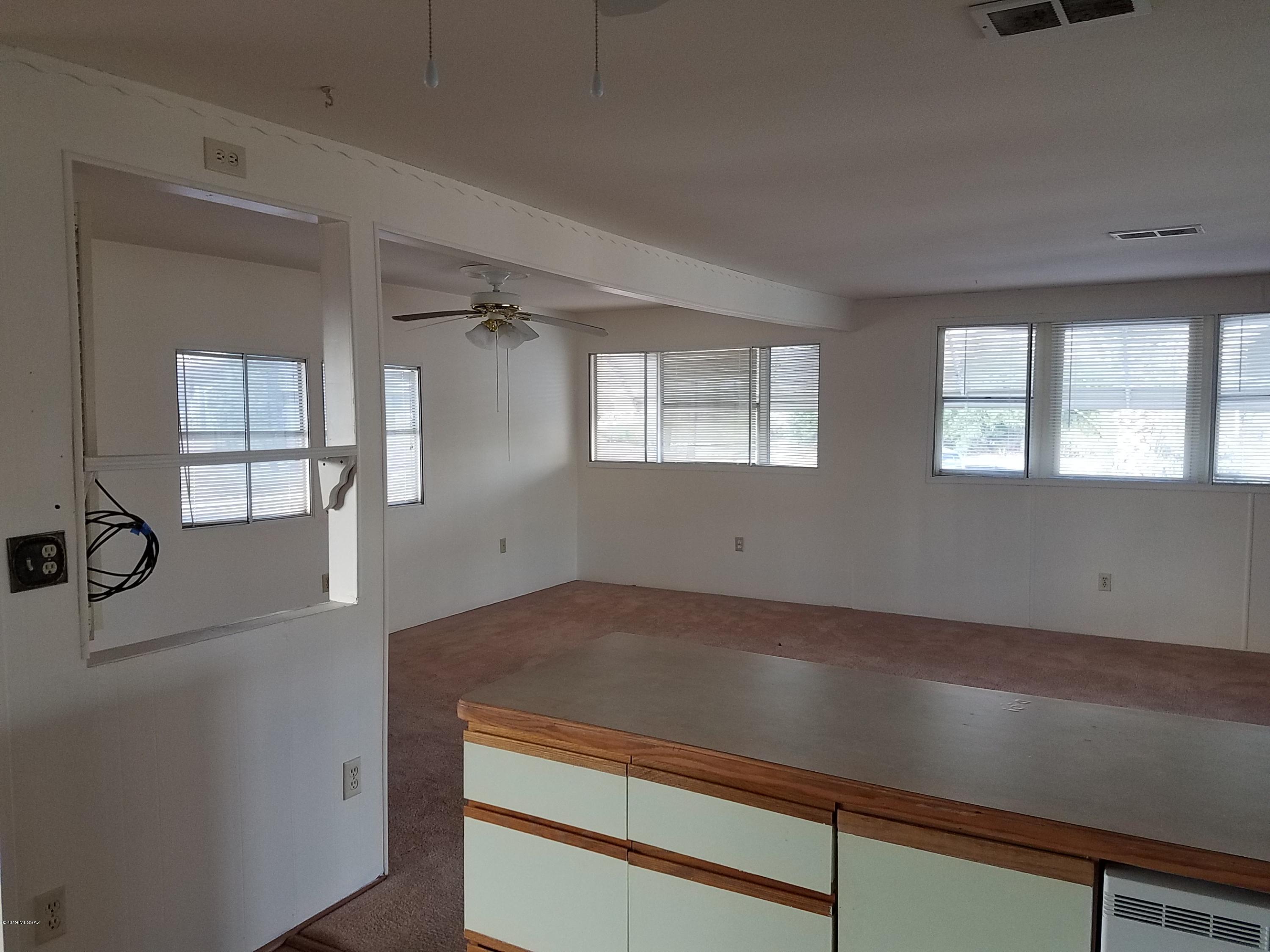 5611 West Rafter Cir Street Tucson, AZ 85713 - Photo 12 of 38 Gallery Image 12