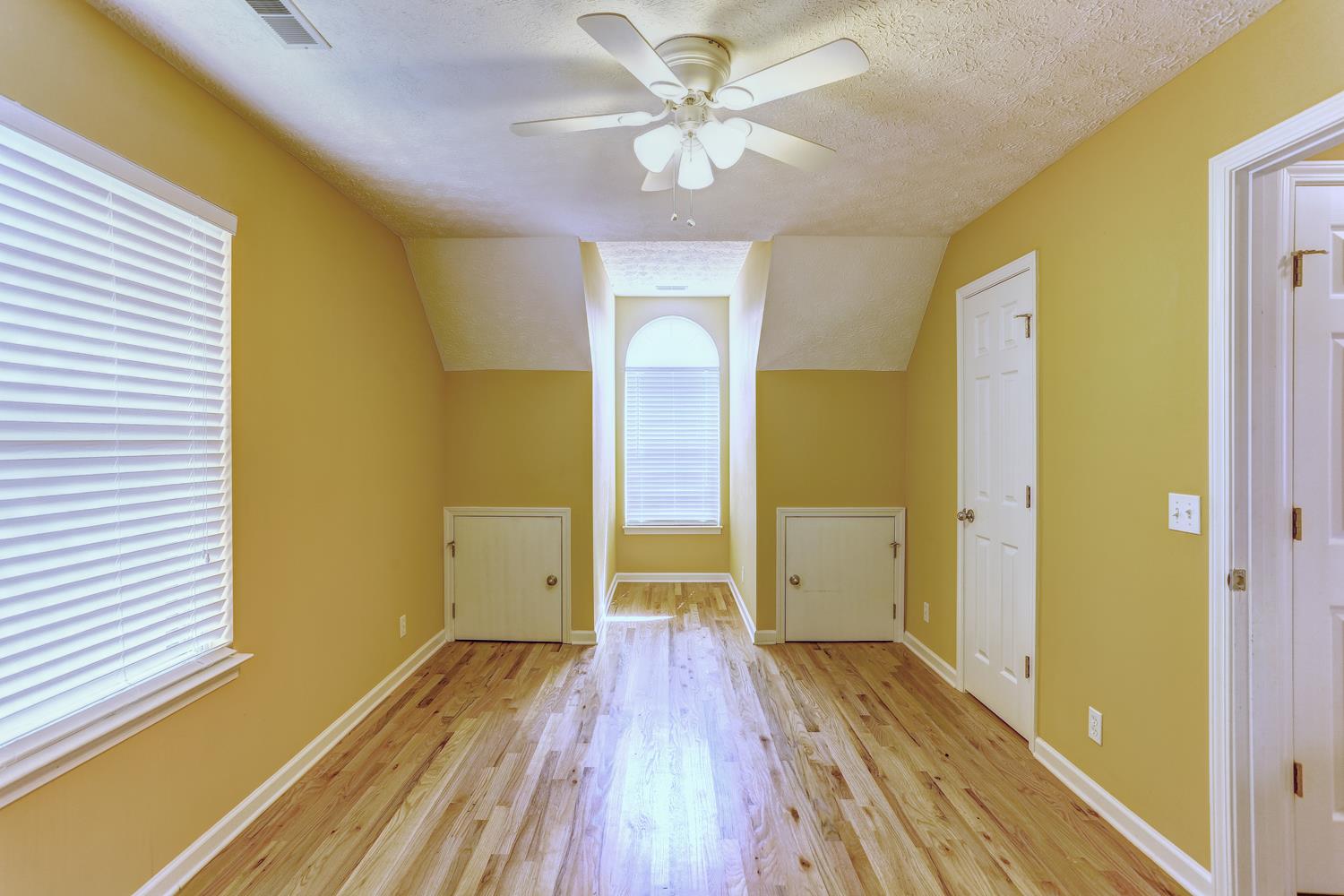2969 Indian Ridge Boulevard White House, TN 37188 - Photo 23 of 29 a view of hallway with natural light
