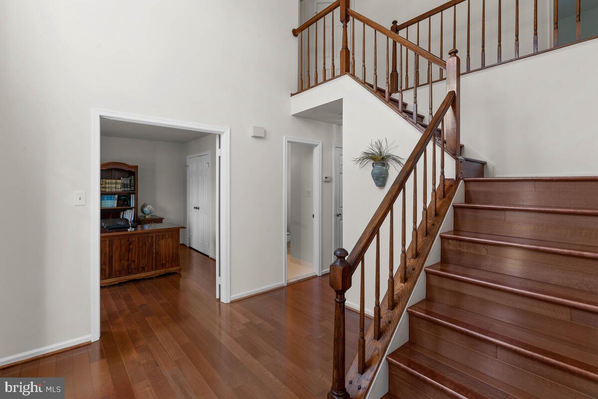 19116 Forest Brook Road Germantown, MD 20874 - Photo 4 of 58 Gallery Image 4