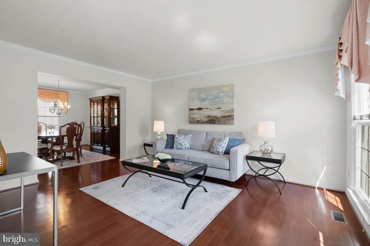 19116 Forest Brook Road Germantown, MD 20874 - Photo 10 of 58 Gallery Image 10