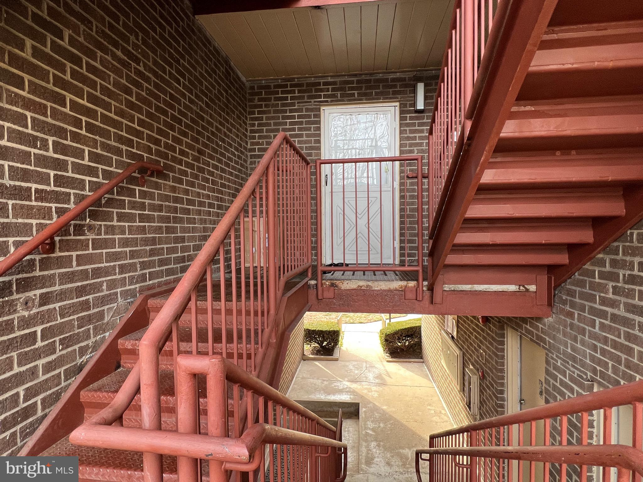 17824 Buehler Road, Unit 2G4 Olney, MD 20832 - Photo 3 of 29 Gallery Image 3