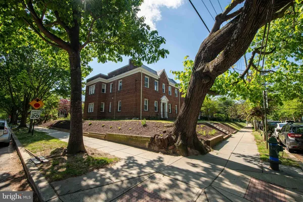 $1,797,000 | 2241 40th Place Northwest, Washington, DC 20007