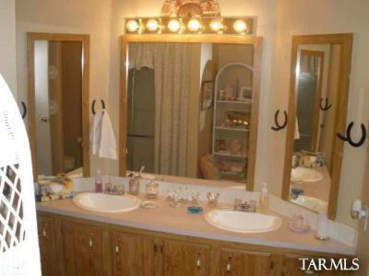 6170 North Chaparral Road Tucson, AZ 85743 - Photo 16 of 22 Gallery Image 16