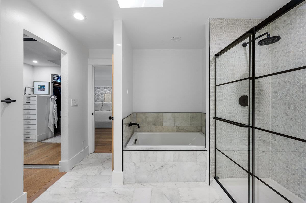 27 Oakwood Road Orinda, CA 94563 - Photo 33 of 61 a bathroom with a tub and shower