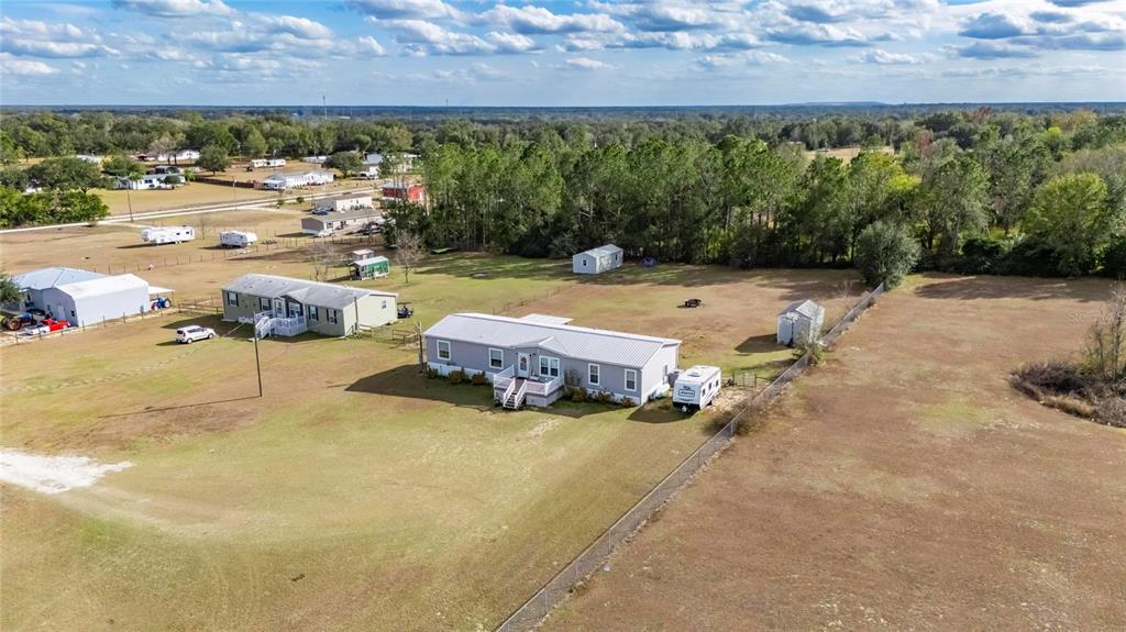 39344 Bohan Lane Zephyrhills, FL 33540 - Photo 4 of 56