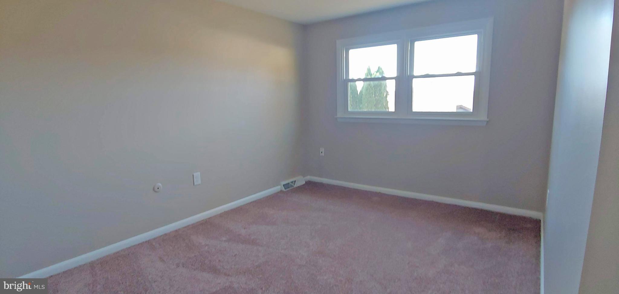 10 Courtleigh Place Reading, PA 19606 - Photo 12 of 15 Bedroom 3