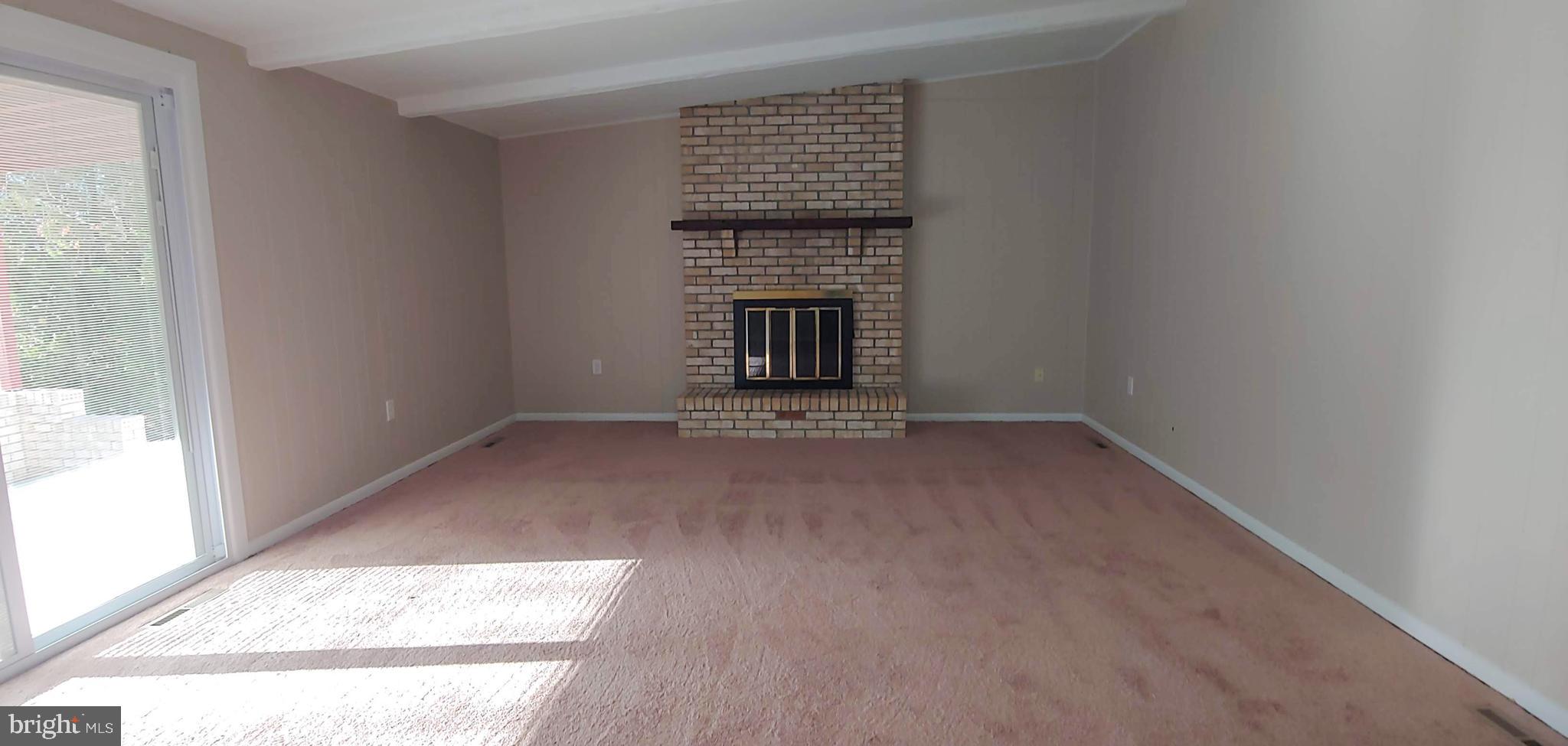 10 Courtleigh Place Reading, PA 19606 - Photo 6 of 15 Family Room