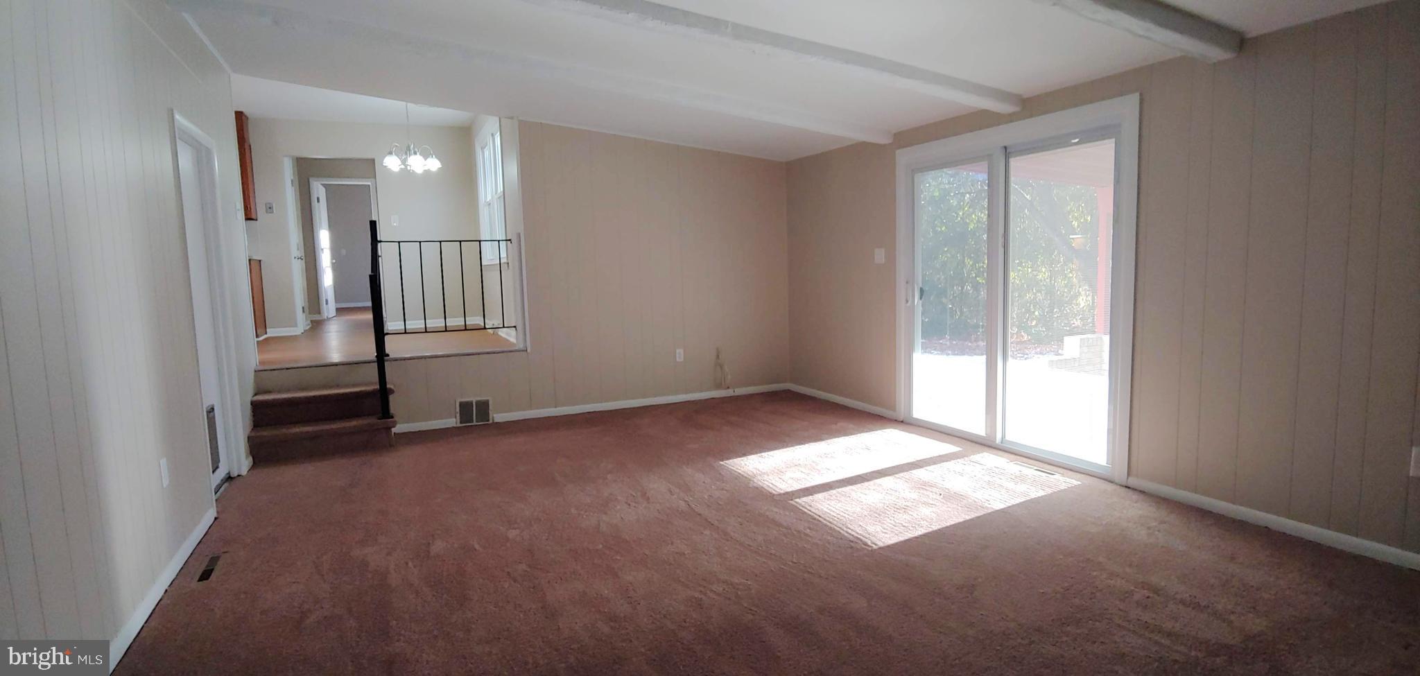 10 Courtleigh Place Reading, PA 19606 - Photo 7 of 15 Family Room
