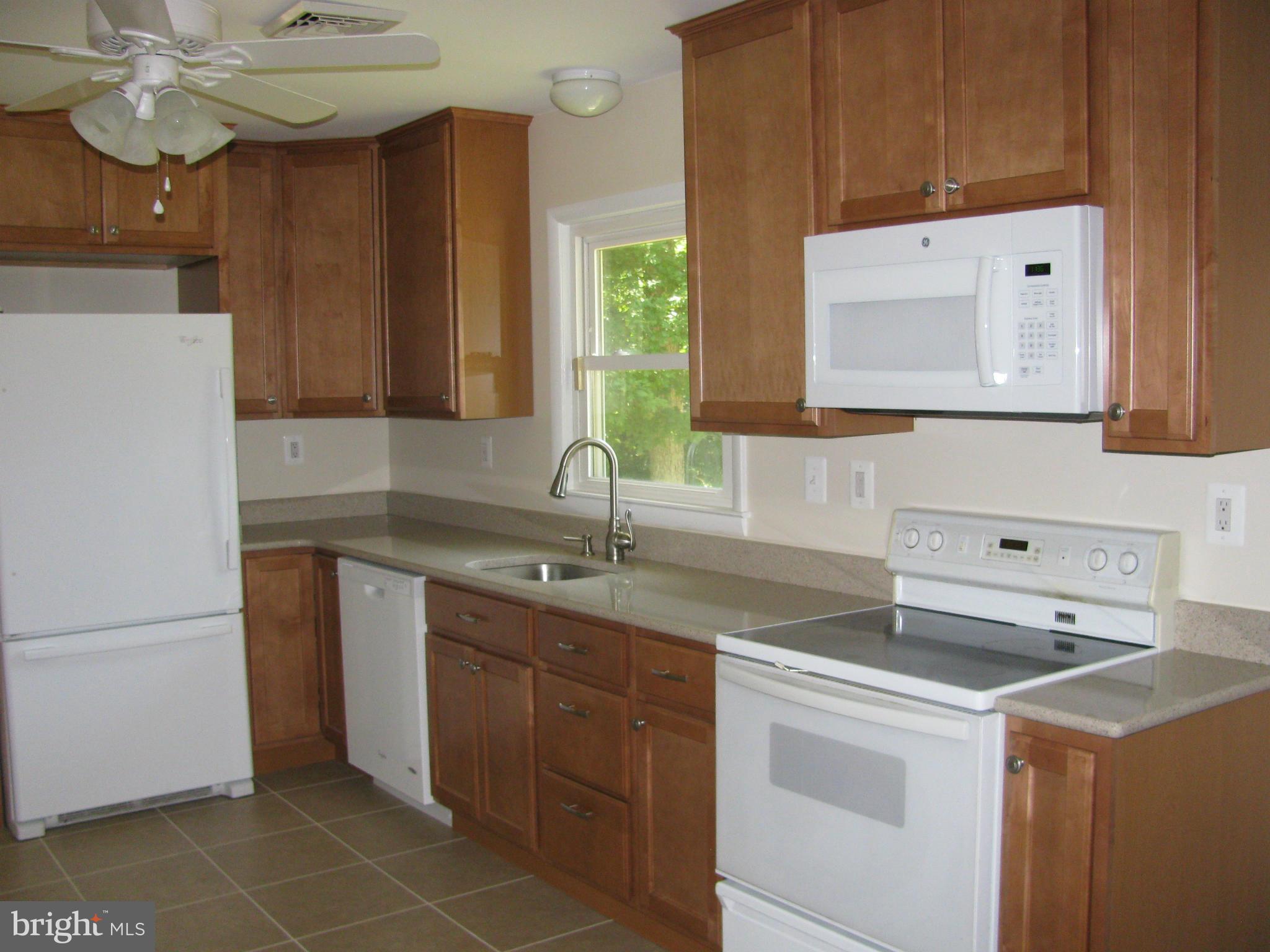6250 Ripley Road La Plata, MD 20646 - Photo 3 of 24 Kitchen