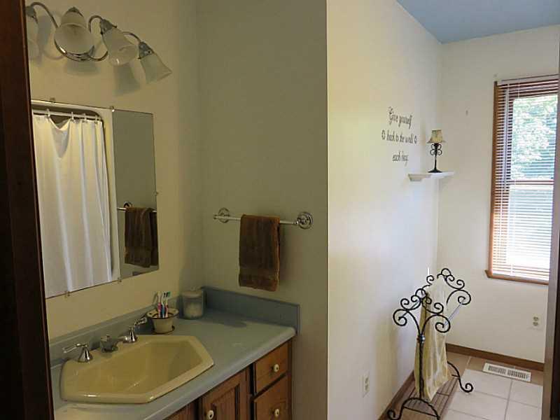 13465 East Miami Shelby Road Sidney, OH 45365 - Photo 14 of 25