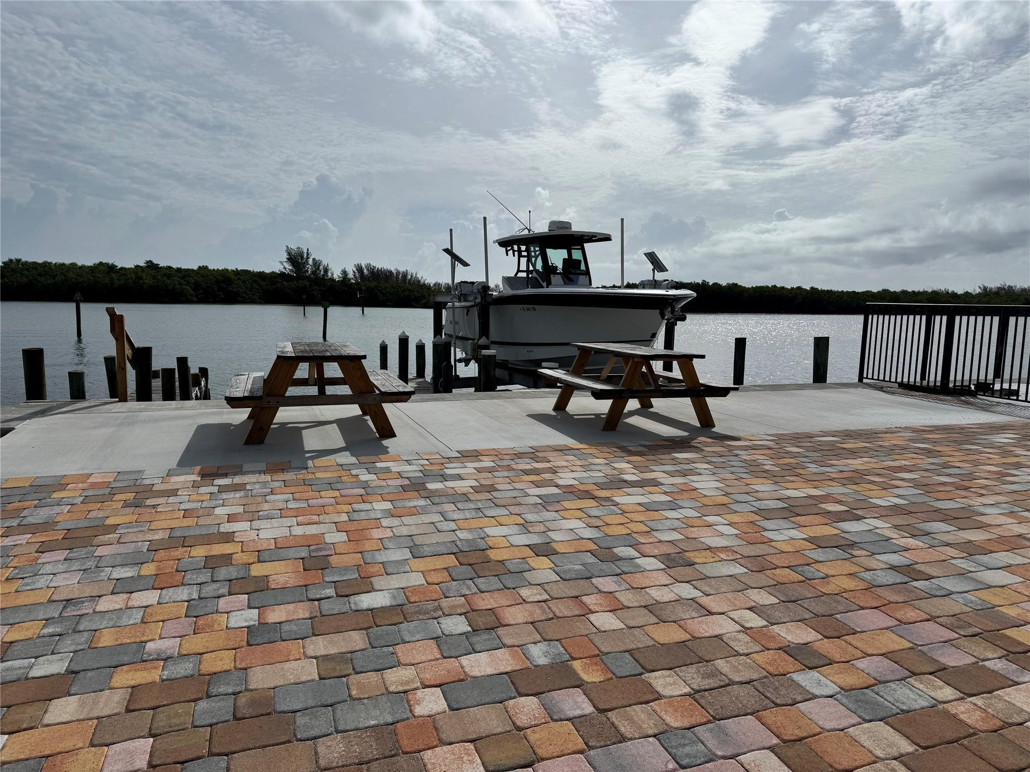 5374 Southeast Harbor Terrace Stuart, FL 34997 - Photo 5 of 22 Photo 5