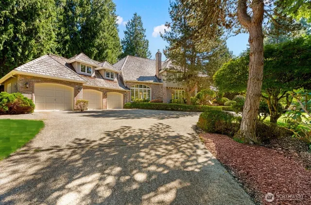 $2,820,000 | 7214 204th Drive Northeast, Redmond, WA 98053