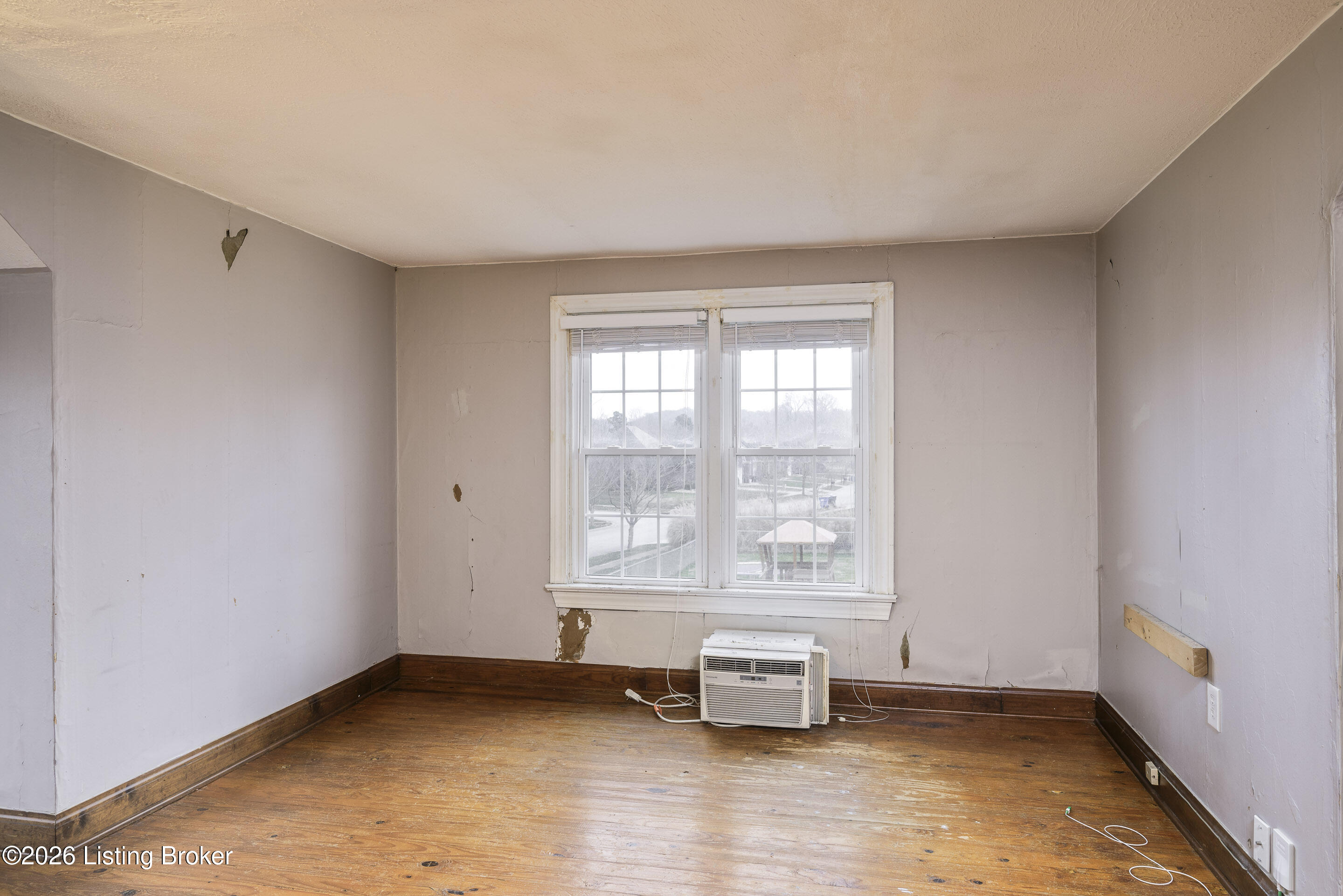 5208 Valley Station Road Louisville, KY 40272 - Photo 22 of 35 DHI-122