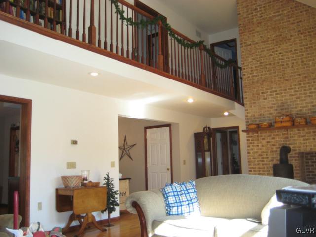 4140 Friedens Road Slatington, PA 18080 - Photo 3 of 13 Gallery Image 3
