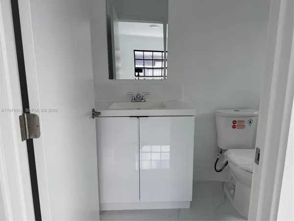 $599,999 | 2682 West 70th Place, Hialeah, FL 33016