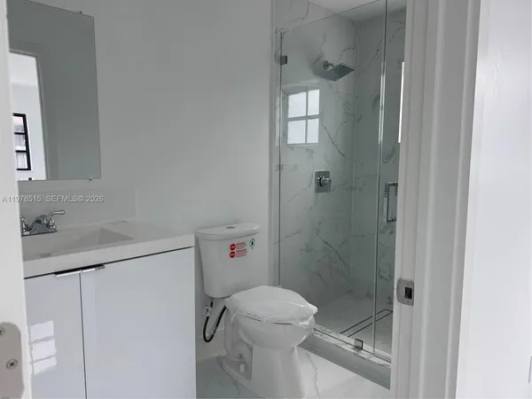 $599,999 | 2682 West 70th Place, Hialeah, FL 33016