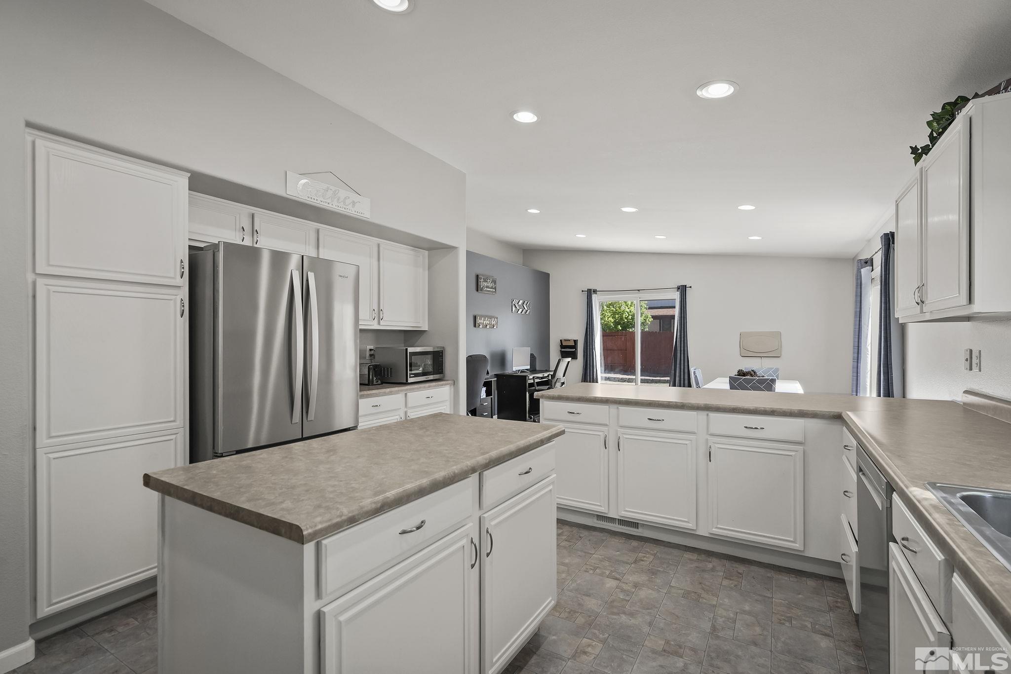 18261 Lanceleaf Court Reno, NV 89508 - Photo 8 of 22 Photo 8