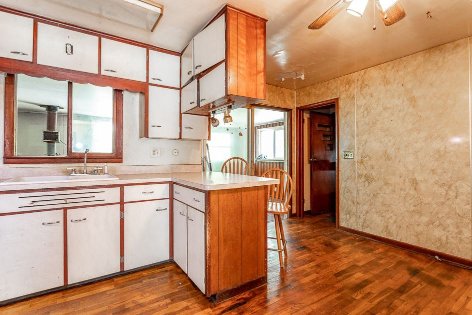 5054 Young Road Jackson, MI 49201 - Photo 2 of 38 Photo 2