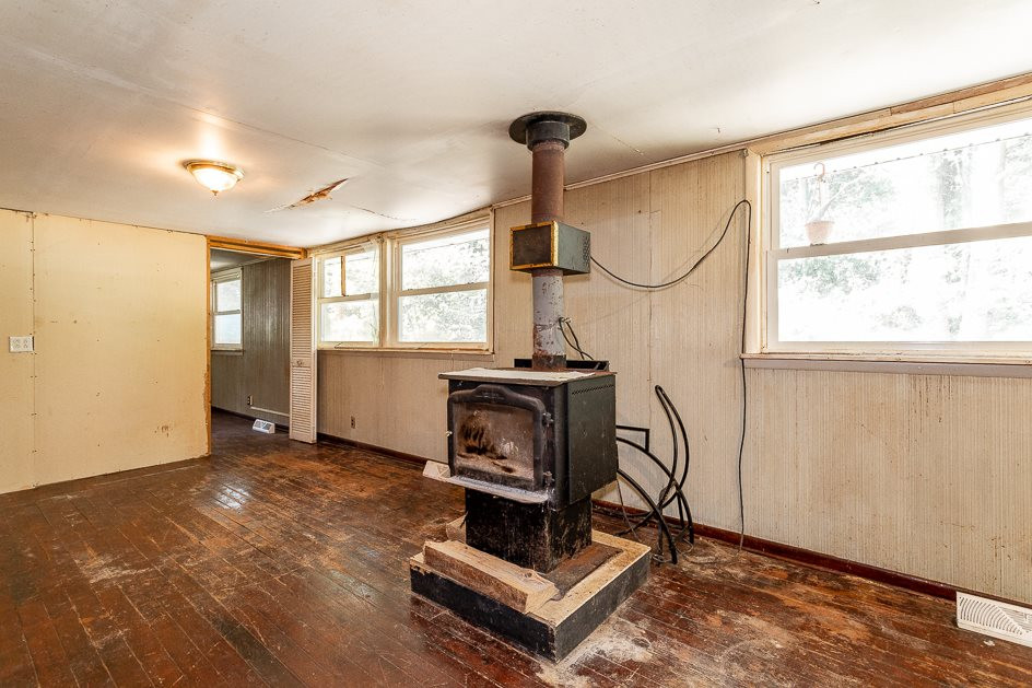 5054 Young Road Jackson, MI 49201 - Photo 4 of 38 Photo 4
